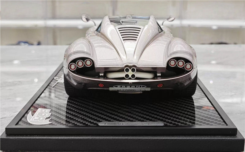 BBR MODELS PAGANI HUAYRA CODALUNGA IRIDESCENT BRONZO AYMARA Carbon fiber base Limited Edition 214PCS ONLY Leather base 1:18 Car Pre-built Model view9