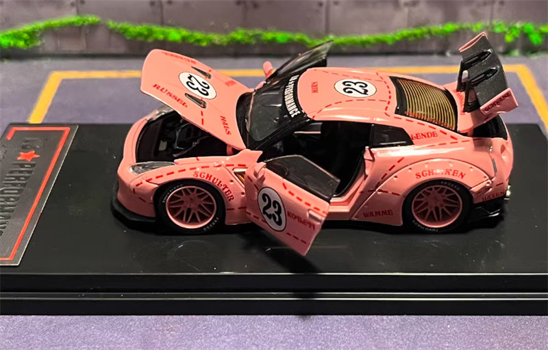 Oldtime Model Nissan GTR R35 LB PERFORMANCE wide body modification Pink Pig 23# 1:64 Car Pre-built Airliner Model Display view3