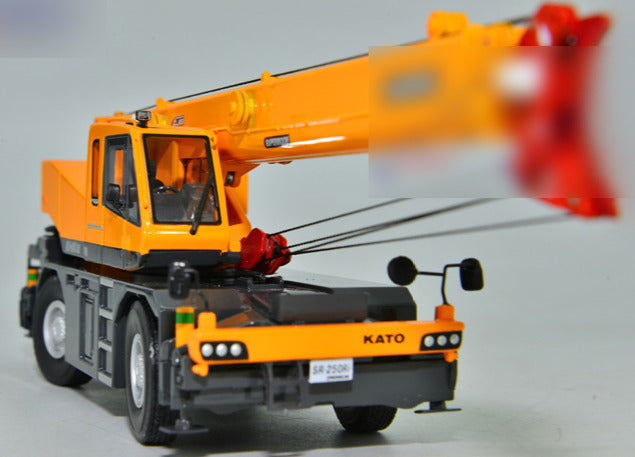 KATO DIECAST crane truck 1/50 hoist Sr-250ri version yellow MODEL view3