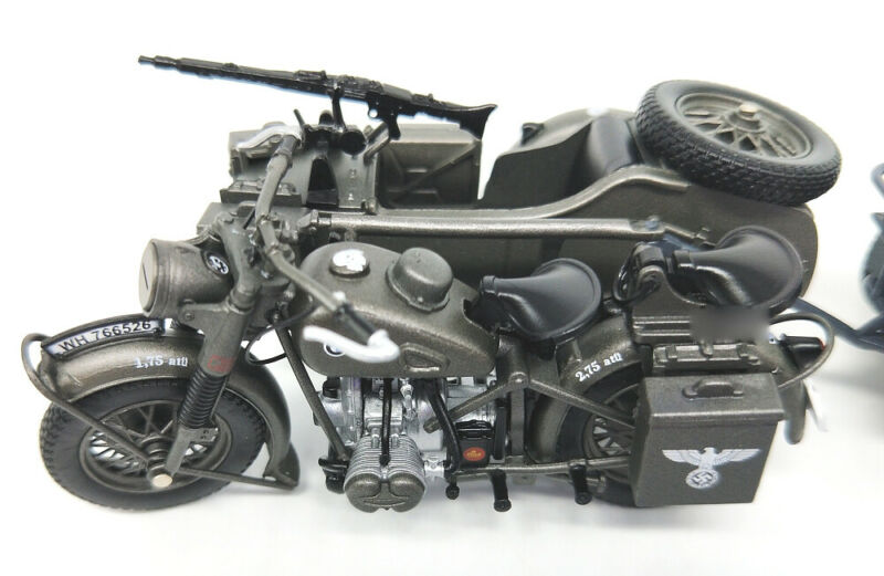 R75 model SS18-BMW GERMAN 30 Panzerfaust 1/24 Motorcycle finished ATLAS view2