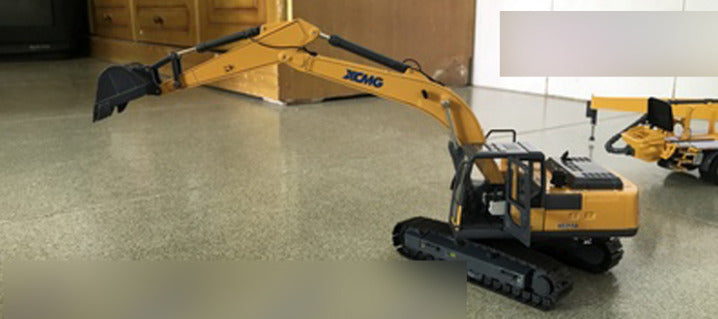 1/35 XE215D DIECAST MODEL EXCAVATOR MODEL XCMG view5