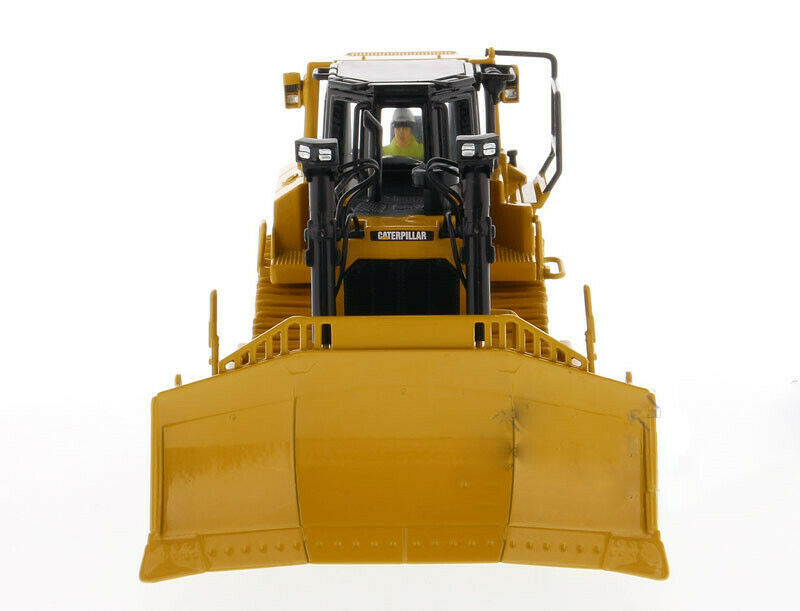 Tractor CAT 1/50 MODEL DIECAST FINISHED DM Track-Type Bulldozer D8T view2