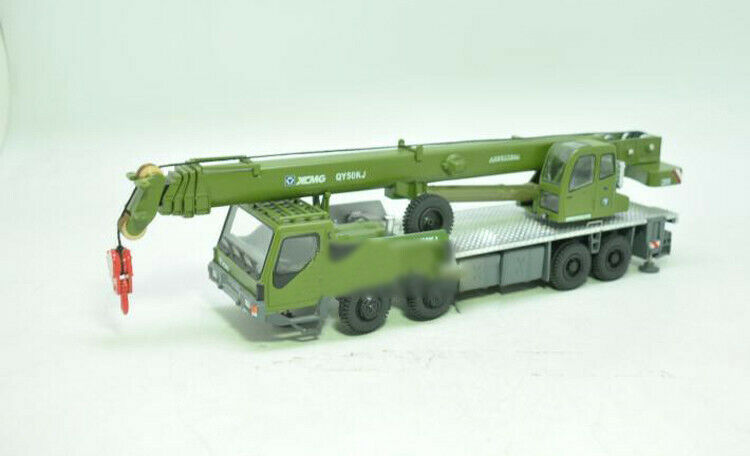 Green DIECAST DIECAST MODEL Crane 1/50 QY50KJ XCMG view1