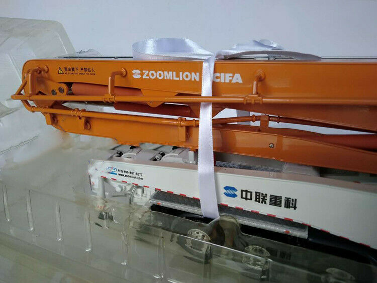 64X-6RZ DIECAST Zoomlion 1/38 MODEL concrete pump truck view6