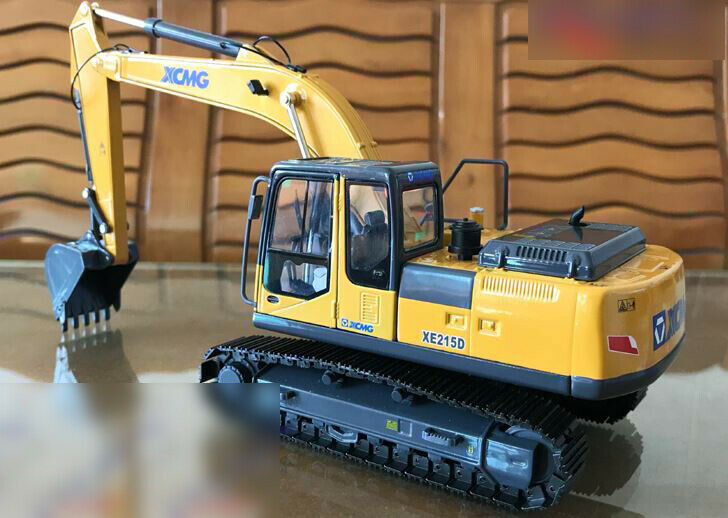 1/35 XE215D DIECAST MODEL EXCAVATOR MODEL XCMG view4