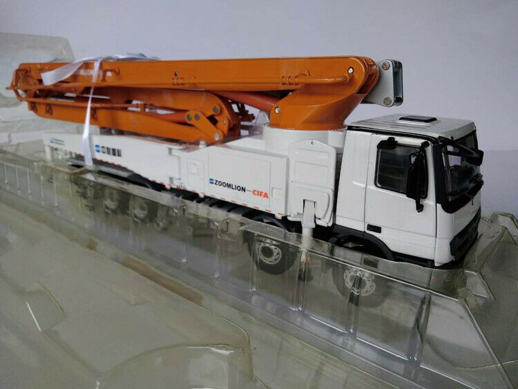 64X-6RZ DIECAST Zoomlion 1/38 MODEL concrete pump truck view5