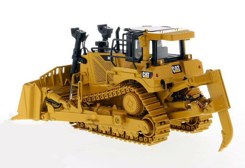 Tractor CAT 1/50 MODEL DIECAST FINISHED DM Track-Type Bulldozer D8T view5
