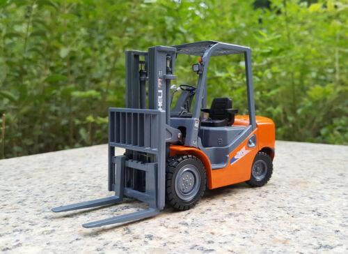 HELI H Series Engine Powered FORKLIFT CPCD30 1/25 DIECAST Truck Pre-built Model view6
