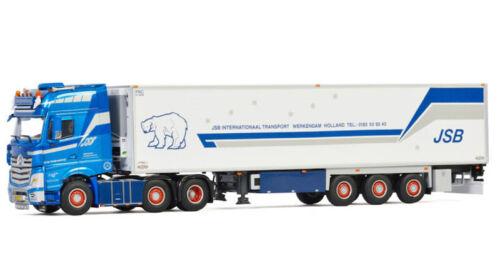 WSI MB ACTROS MP4 GIGA SPACE 6X2 TWINSTEER REEFER TRAILER-3 AXLE 1/50 Pre-built view2