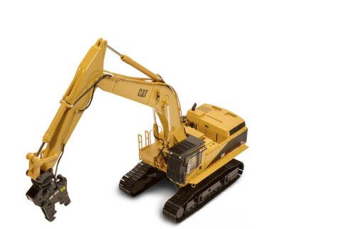 CCM CAT 375L Demolition excavator Limited Edition 1/48 DIECAST Pre-built view3