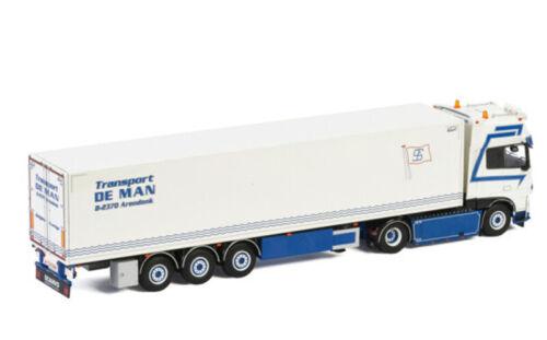 WSI DAF XF SUPER SPACE CAB MY2017 4X2 BOX TRAILER - 3 AXLE DE MAN 1/50 Model view3