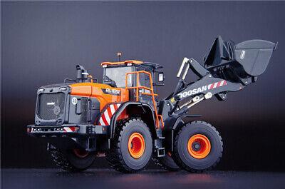IMC Doosan DL420 Loader 1/50 DIECAST Truck Pre-built Model view2