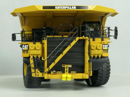 CATERPILLAR 797F Off-Highway Mining Truck - Tier 4 Diecast Masters 1/50 Model view2