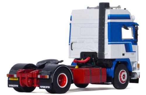 WSI VOLVO F12 GLOBETROTTER 4X2 space cab VAN DER HOEK 1/50 Pre-built Model view3