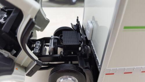 DAYUN E3 pure electric van logistics truck 1/24 DIECAST Truck Pre-built Model view10
