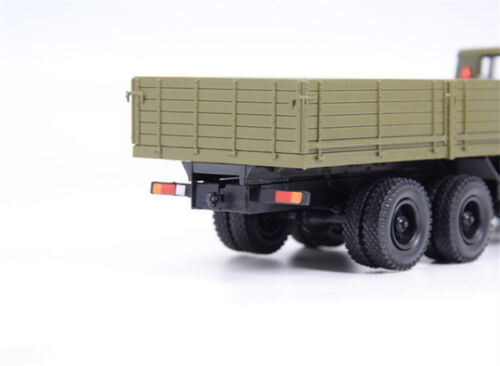 Modimio Soviet 3-Axle KRAZ-250 Heavy Flatbed 1/43 ABS Truck Pre-built Model view9