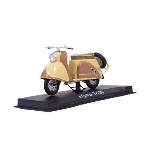 Modimio Soviet Tula T-200 Scooter 1/24 ABS Truck Pre-built Model view1
