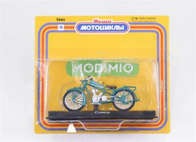 Modimio Russia first motorcycle bike Soyuz 1/24 ABS Truck Pre-built Model view8