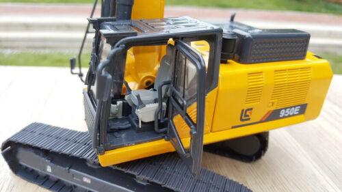 LIUGONG CLG950E 950E Excavator 1/35 DIECAST Truck Pre-built Model view2
