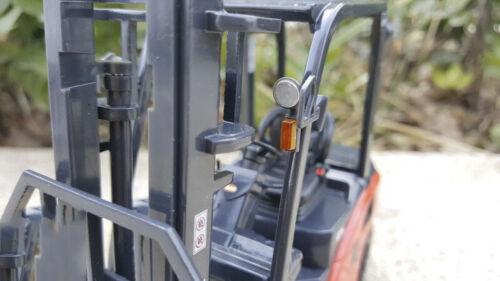 Tailift 25 forklift 1/20 DIECAST Truck Pre-built Model view2
