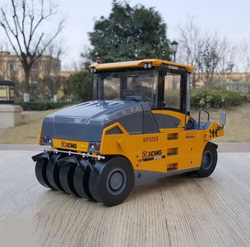 XCMG XP305S Rubber Tire Roller 1/25 Diecast Truck Pre-built Model view2