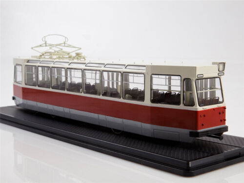 Start Scale Models Soviet LM-68 Union Tramcar red-white 1/43 ABS Truck Model view4