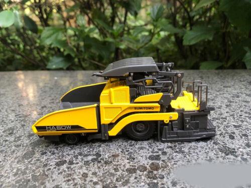 SUMITOMO HA60W Asphalt Paver 1/50 DIECAST Truck Pre-built Model view2