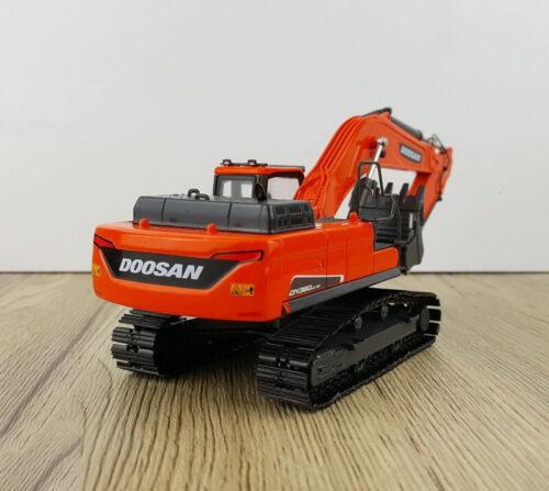 DOOSAN DX380LC-9C Excavator 1/50 DIECAST Truck Pre-built Model view8