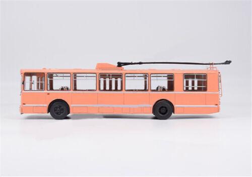 Autohistory Soviet ZIU-9 Large City Trolley bus 1/43 ABS Truck Pre-built Model view4