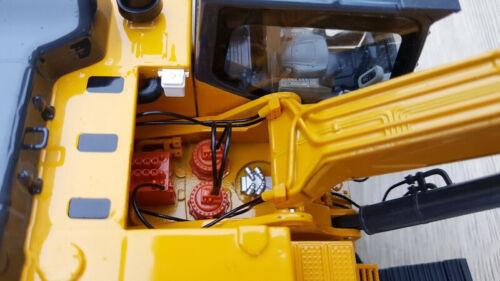 LIUGONG CLG950E 950E Excavator 1/35 DIECAST Truck Pre-built Model view9