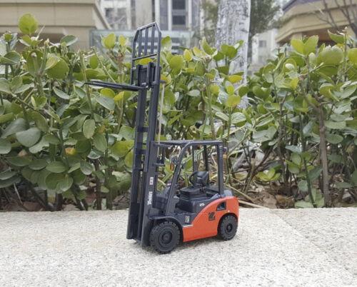 Tailift 25 forklift 1/20 DIECAST Truck Pre-built Model view4