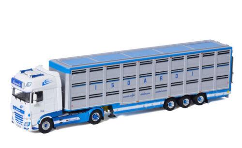 WSI DAF XF SUPER SPACE CAB MY2017 4X2 LIVE STOCK TRAILER ISOARDI 1/50 Model view1