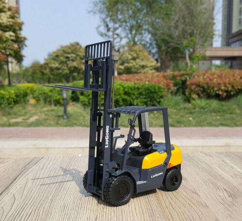 LIUGONG C30 2030H Forklift Stacker 1/25 Diecast Truck Pre-built Model view9