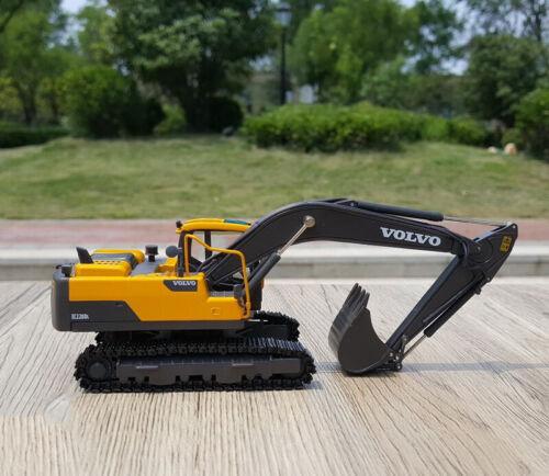 VOLVO EC220D excavator yellow mast 1/50 DIECAST Truck Pre-built Model view5