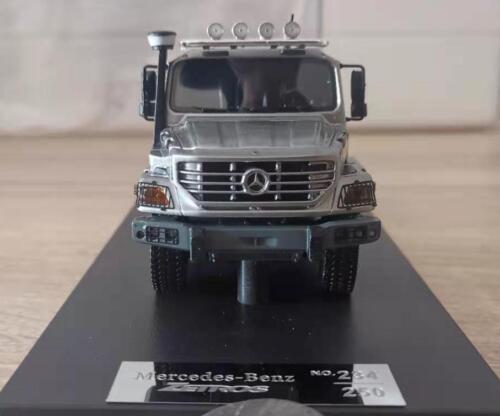 IMC IMC Mercedes Zetros Dual Cap 6x6 truck 1/50 Resin Pre-built Model view4
