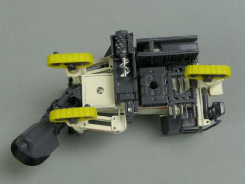NZG Wirtgen SP15i 1/50 DIECAST Truck Pre-built Model view6