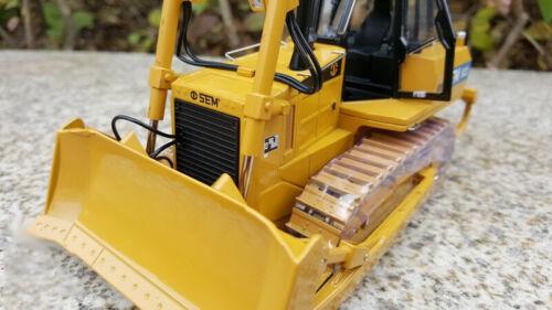 CATERPILLAR SEM822 bulldozer 1/35 DIECAST Truck Pre-built Model view10