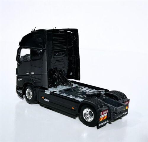 WSI VOLVO FH5 GLOBETROTTER XL 4X2 PREMIUM LINE 1/50 DIECAST Truck Model view6