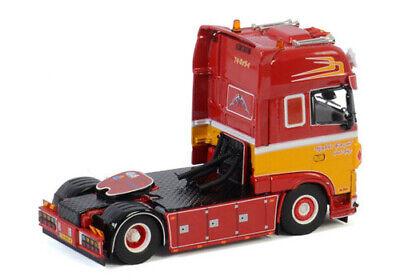 WSI DAF XF SUPER SPACE CAB MY2017 4X2 HENDRIKX TRANSPORT 1/50 Truck Model view4