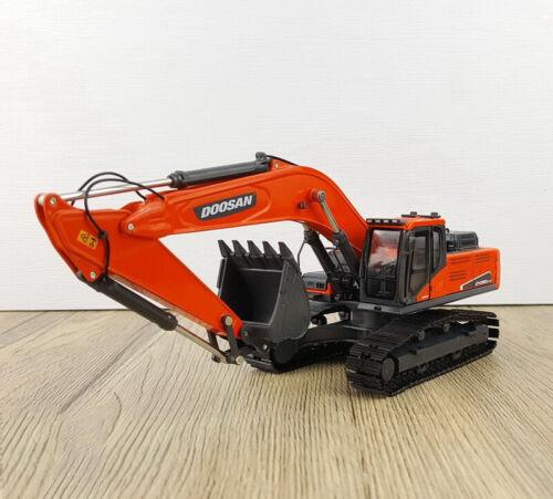 DOOSAN DX380LC-9C Excavator 1/50 DIECAST Truck Pre-built Model view1