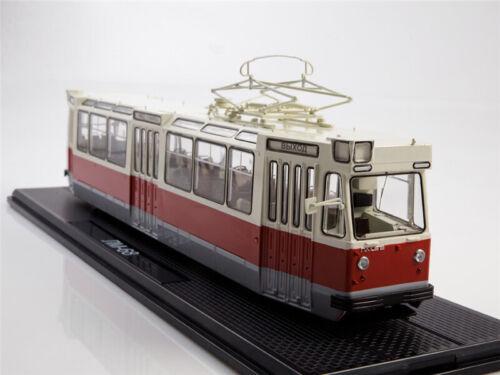 Start Scale Models Soviet LM-68 Union Tramcar red-white 1/43 ABS Truck Model view3