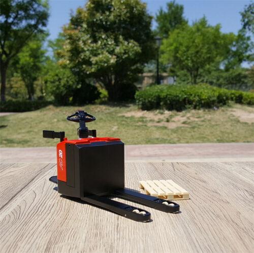 HELI AC20 Electric Pallet Handling Forklift 1/20 DIECAST Truck Pre-built Model view6