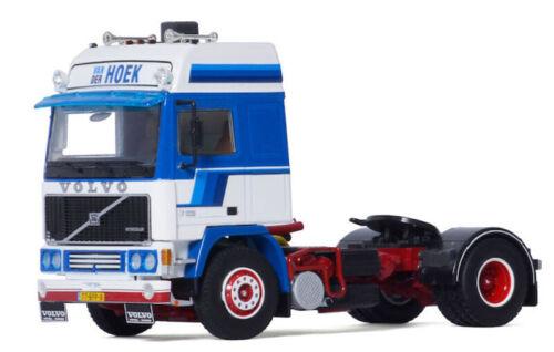 WSI VOLVO F12 GLOBETROTTER 4X2 space cab VAN DER HOEK 1/50 Pre-built Model view2