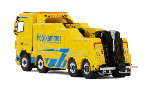 WSI DAF XF SUPER CAB MY2017 8X4 FALKOM HOOIKAMMER 1/50 DIECAST Pre-built view2