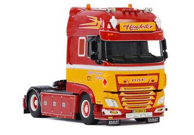 WSI DAF XF SUPER SPACE CAB MY2017 4X2 HENDRIKX TRANSPORT 1/50 Truck Model view1