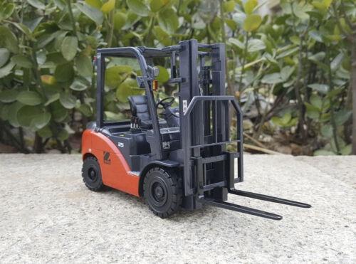 Tailift 25 forklift 1/20 DIECAST Truck Pre-built Model view3