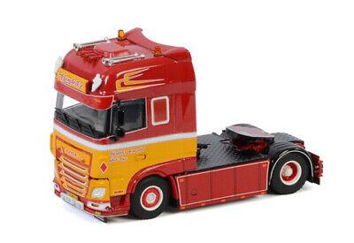 WSI DAF XF SUPER SPACE CAB MY2017 4X2 HENDRIKX TRANSPORT 1/50 Truck Model view2