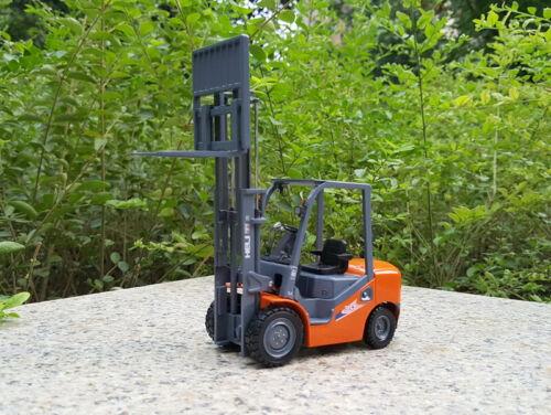 HELI H Series Engine Powered FORKLIFT CPCD30 1/25 DIECAST Truck Pre-built Model view1