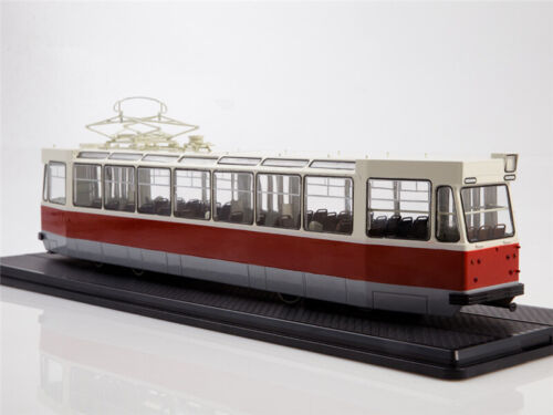 Start Scale Models Soviet LM-68 Union Tramcar red-white 1/43 ABS Truck Model view5