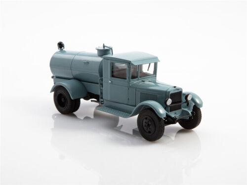 Modimio Russian Stalin ASM ZIS-5 Sewage cleaning and sanitation Truck 1/43 Truck view4
